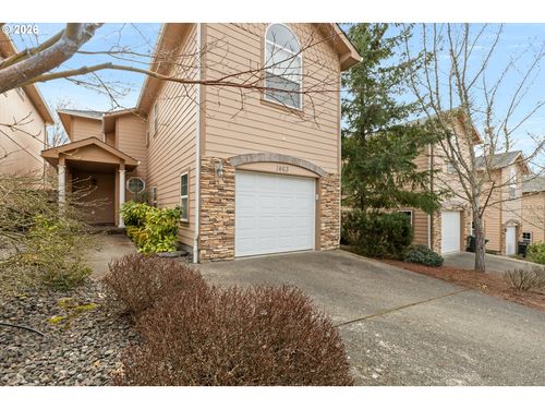 1463 Four Seasons Dr, Roseburg, OR, 97470-3521 | Card Image