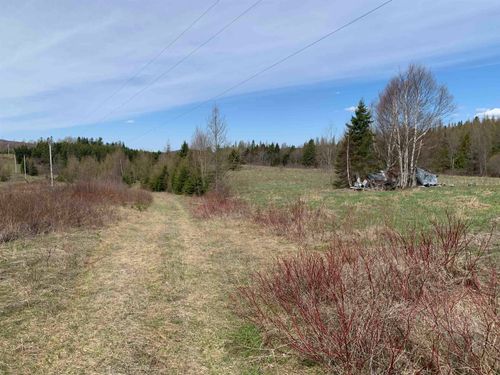 53 N Hill Rd, Stewartstown, NH, 03576-5419 | Card Image
