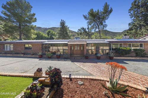 11950 Sierra Hwy, Santa Clarita, CA, 91390 | Card Image