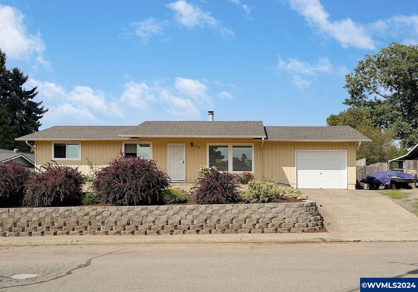 Fern Ave, Dallas, OR 97338