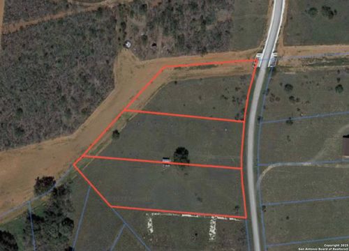 525 County Road 2645, Moore, TX, 78057 | Card Image