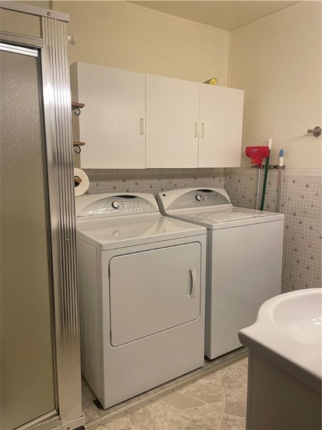 342 E Cox St, House other with 3 bedrooms, 2 bathrooms and null parking in Forsyth IL | Image 7