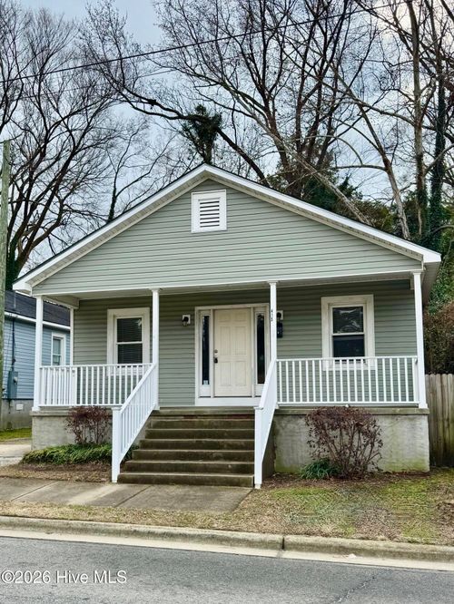 415 W 3rd St, Greenville, NC, 27834-1921 | Card Image