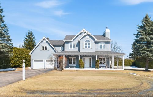 15 Rue Du Dauphin, Saint Sauveur, QC, J0R1R4 | Card Image