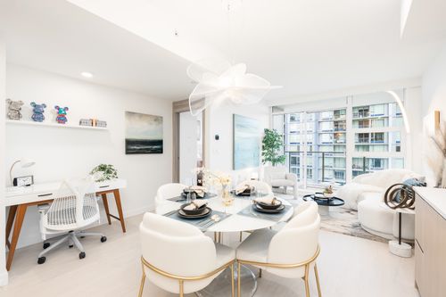 1608-13778 100 Ave, Surrey, BC, V3T0V3 | Card Image