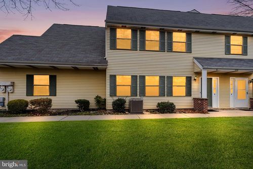 438 Willow Turn, MOUNT LAUREL, NJ, 08054-3181 | Card Image