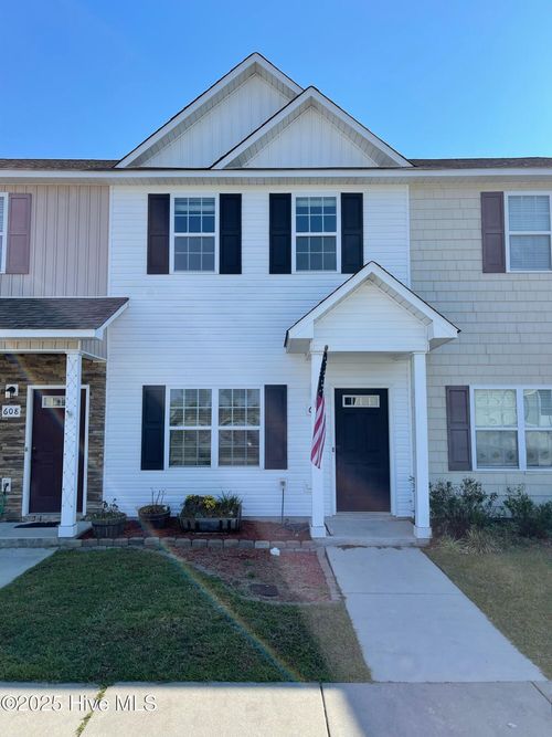 606 Ebb Tide Ln, Sneads Ferry, NC, 28460-4002 | Card Image