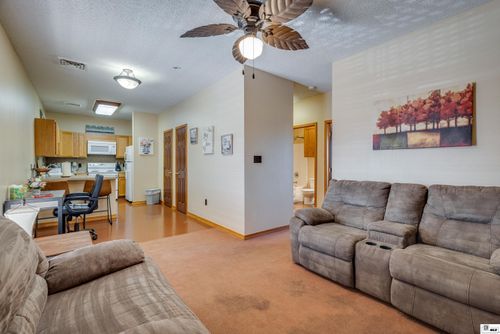 110 Pine St, Monroe, LA, 71201-6222 | Card Image