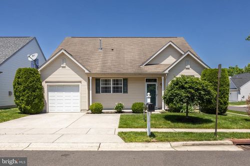 1012-300 Castlewood Way, DEPTFORD, NJ, 08096-5161 | Card Image