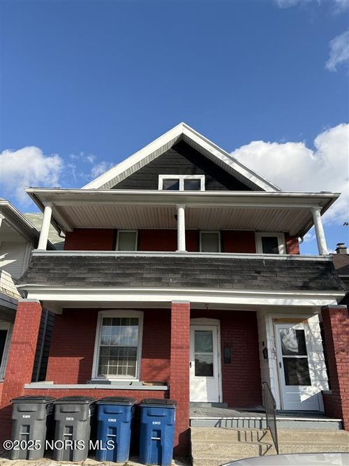743 Forsythe St, Toledo, OH, 43605-2610 | Card Image