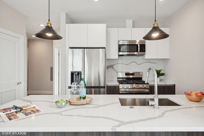 UNIT-406 - 2342 W Adams St, Condo with 2 bedrooms, 2 bathrooms and 1 parking in CHICAGO IL | Image 9