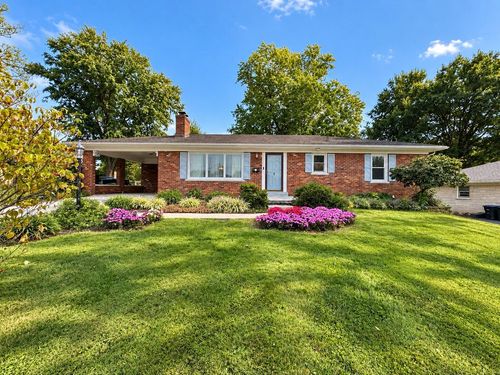 1037 Algonquin Trl, Frankfort, KY, 40601-1701 | Card Image