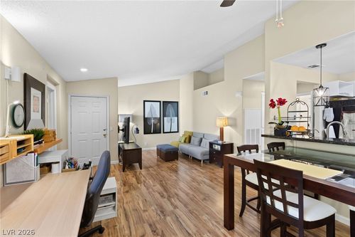 229-1800 Edmond St, Las Vegas, NV, 89146-0331 | Card Image