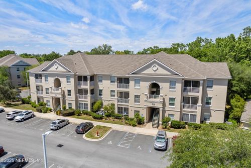 905-8601 Beach Blvd, JACKSONVILLE, FL, 32216-0411 | Card Image