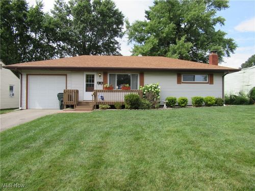 1700 Southeast Blvd, Salem, OH, 44460-3911 | Card Image