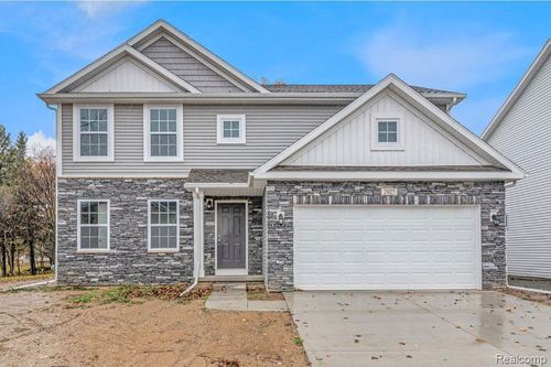 7377 River Rock Dr, Davison, MI, 48423-2052 | Card Image