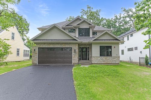 1672 Huntington Ln, Highland Park, IL, 60035-2714 | Card Image