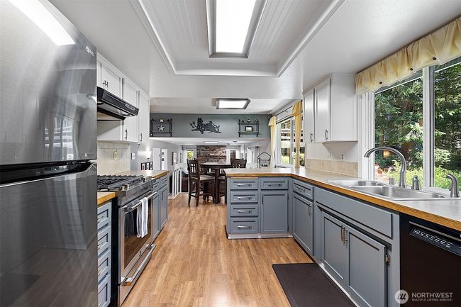 856 Island Blvd, House other with 3 bedrooms, 4 bathrooms and 2 parking in Fox Island WA | Image 9