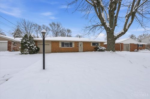11740 Van Camp Ln, Springdale, OH, 45246-3116 | Card Image