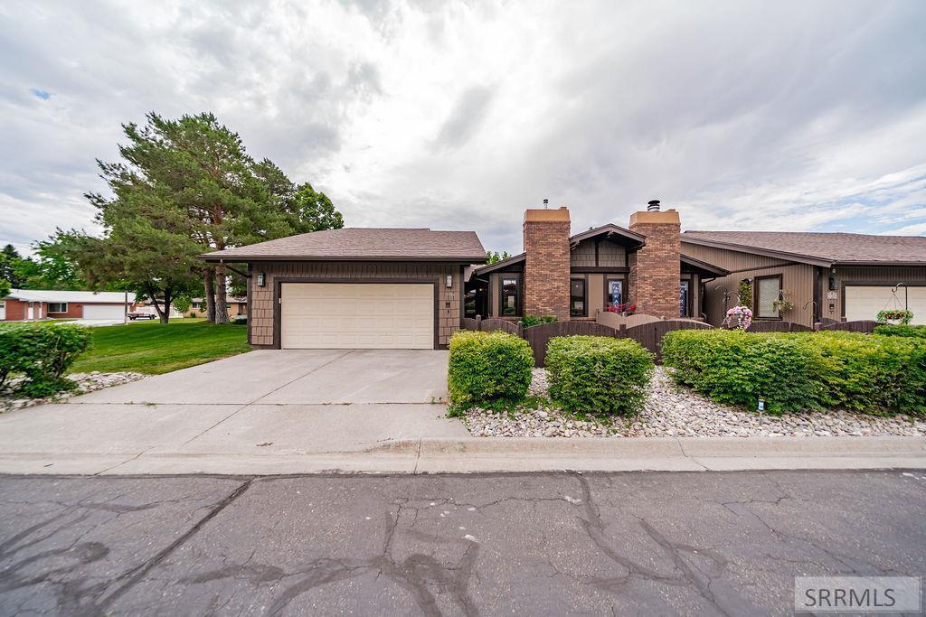 Laurel Dr, Idaho Falls, ID 83404
