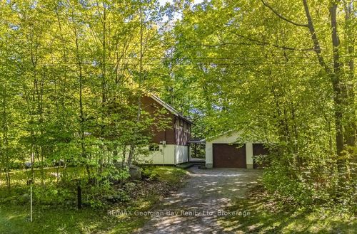2 Manitou Cres, Tiny, ON, L9M0C6 | Card Image