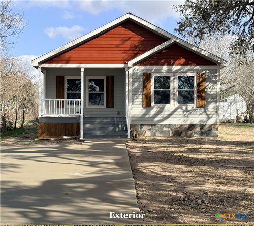203 Villa St, Cuero, TX, 77954-3005 | Card Image