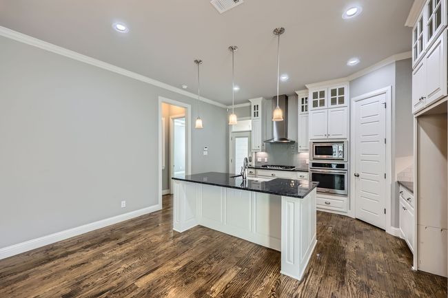 706 Shelby Pl, House other with 3 bedrooms, 3 bathrooms and null parking in Midlothian TX | Image 10