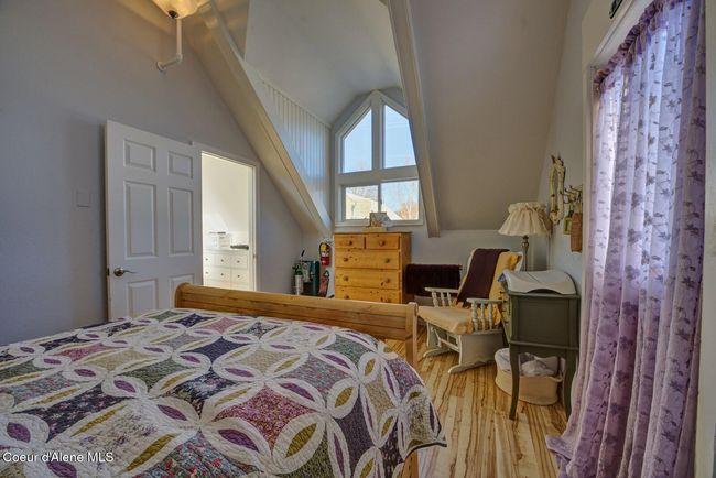 723 Pine St, House other with 2 bedrooms, 3 bathrooms and null parking in Sandpoint ID | Image 18