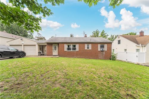 776 Jason Avenue, Akron, OH, 44314 | Card Image