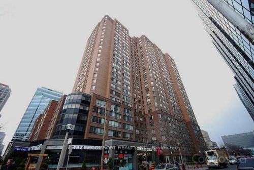 620-633 Bay St, Toronto, ON, M5G2G4 | Card Image