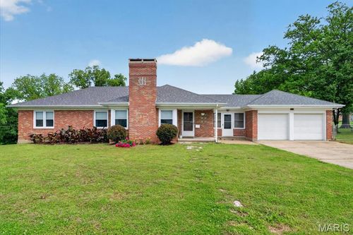 1311 E 3rd St, Washington, MO, 63090-3209 | Card Image