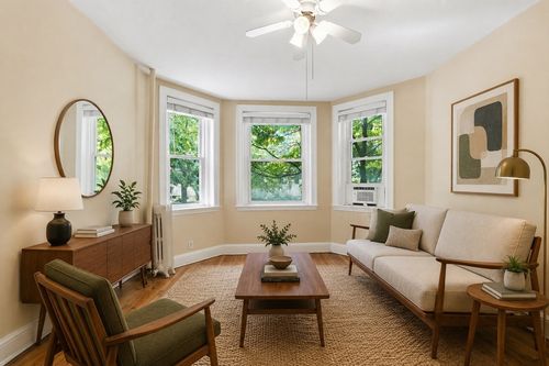 1-55 Thatcher St, Brookline, MA, 02446-3526 | Card Image