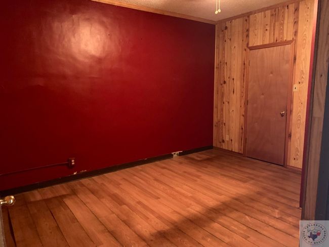 105 E Main St, House other with 2 bedrooms, 1 bathrooms and null parking in Bloomburg TX | Image 8