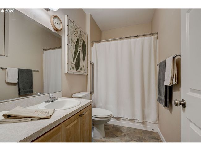 19691 Se Semple Rd, House other with 3 bedrooms, 2 bathrooms and 2 parking in Damascus OR | Image 18