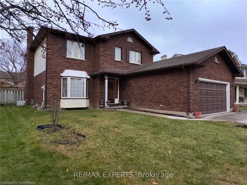 75 Wendy Cres, London, ON, N5X3J7 | Card Image