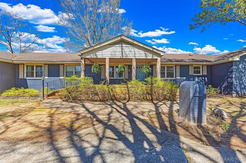 201 Greencrest Ln, Prattville, AL, 36067-1905 | Card Image