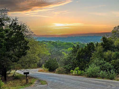 2907 Ticonderoga Cv, Lago Vista, TX, 78645-6758 | Card Image