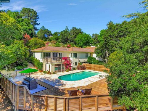 23 El Verano, Orinda, CA, 94563-1911 | Card Image