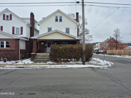 939 29th St, Altoona, PA, 16601-1667 | Card Image