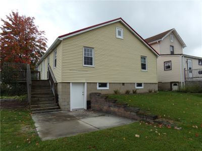 1121 S Rosina Ave, House other with 3 bedrooms, 1 bathrooms and null parking in Somerset Boro PA | Image 3