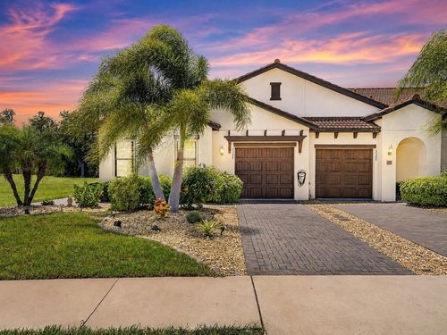 5325 Stoic Vale Dr, WIMAUMA, FL, 33598-2372 | Card Image