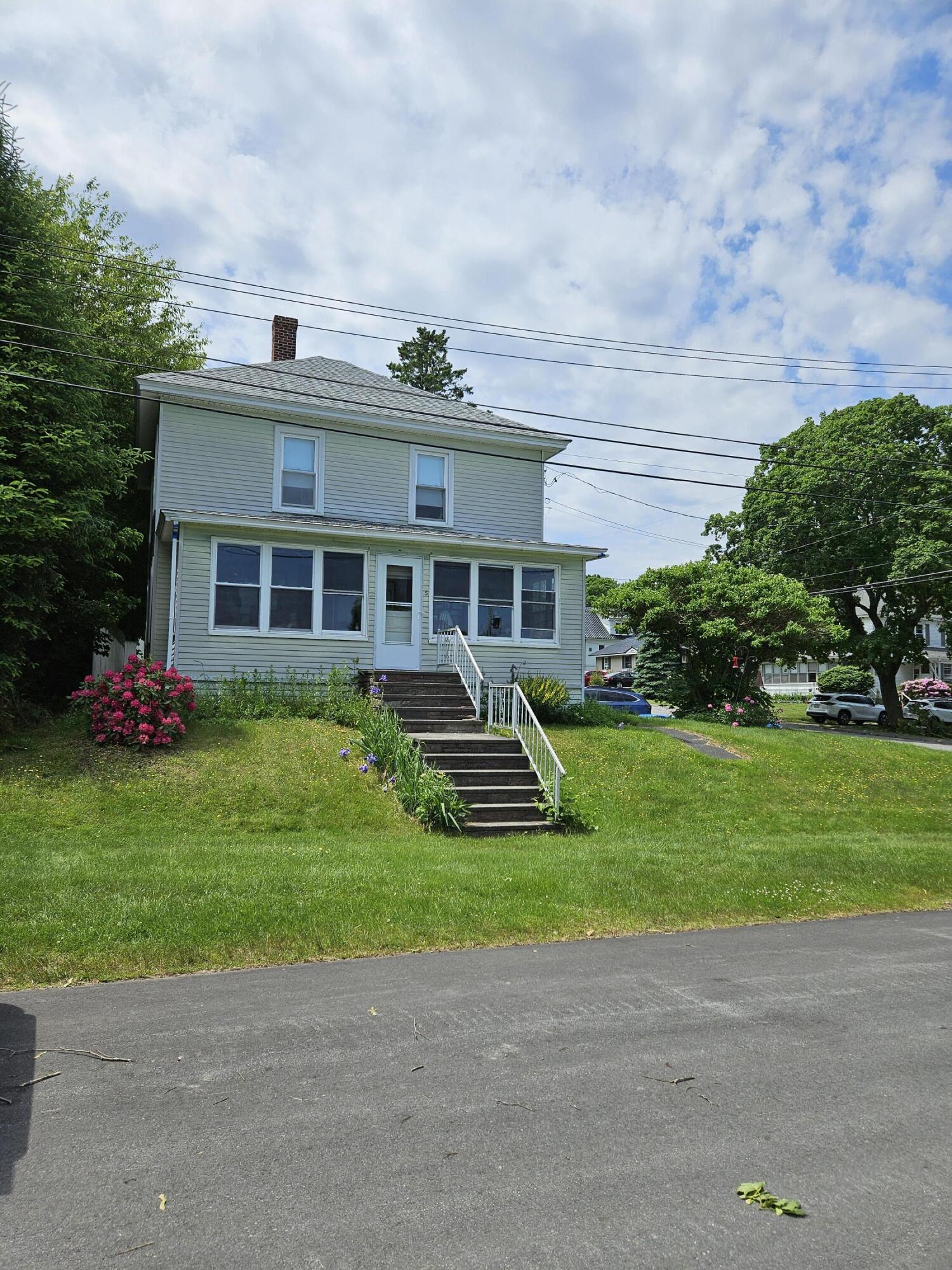 Hillside Ave, Old Town, ME 04468