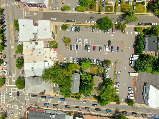 335 - 333-335 Broad Ave, Home with 0 bedrooms, 0 bathrooms and null parking in Leonia NJ | Image 5
