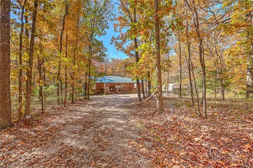 7977 Berry Ave, Seligman, MO, 65745-7100 | Card Image