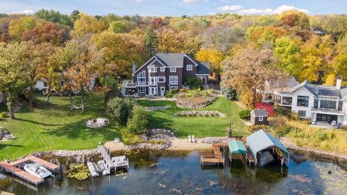 3115 Lake Shore Blvd, Wayzata, MN, 55391-2950 | Card Image