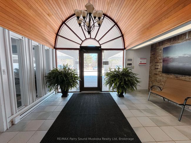 2C - 20 Ryder Dr, Condo with 2 bedrooms, 2 bathrooms and 1 parking in McDougall ON | Image 36