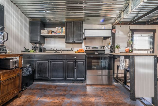 337 Whitestown Rd, House other with 3 bedrooms, 1 bathrooms and 6 parking in Butler PA | Image 15