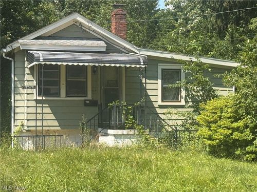 1561 Simcoe Ave, Akron, OH, 44305-2054 | Card Image