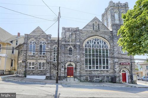 300 Pine St, STEELTON, PA, 17113-2349 | Card Image