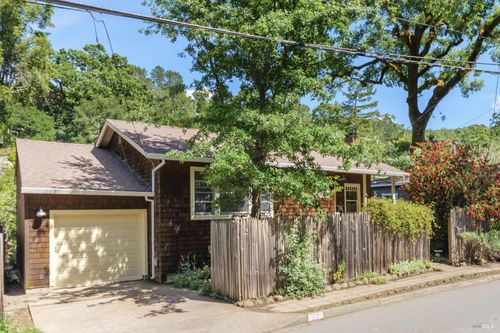 47 Porteous Ave, Fairfax, CA, 94930-2011 | Card Image